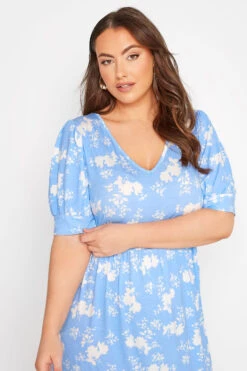 YOURS Curve Blue Floral V-Neck Maxi Dress -JOICY Clothing Shop 00e3563e 46f1 4c 137202 D