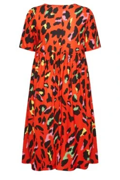 LIMITED COLLECTION Curve Red Leopard Print Smock Midaxi Dress -JOICY Clothing Shop 01e06932 4835 41 215757 Y