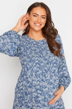 BUMP IT UP MATERNITY Curve Blue Ditsy Print Shirred Smock Dress -JOICY Clothing Shop 11ede7c5 1b37 47 158366 D
