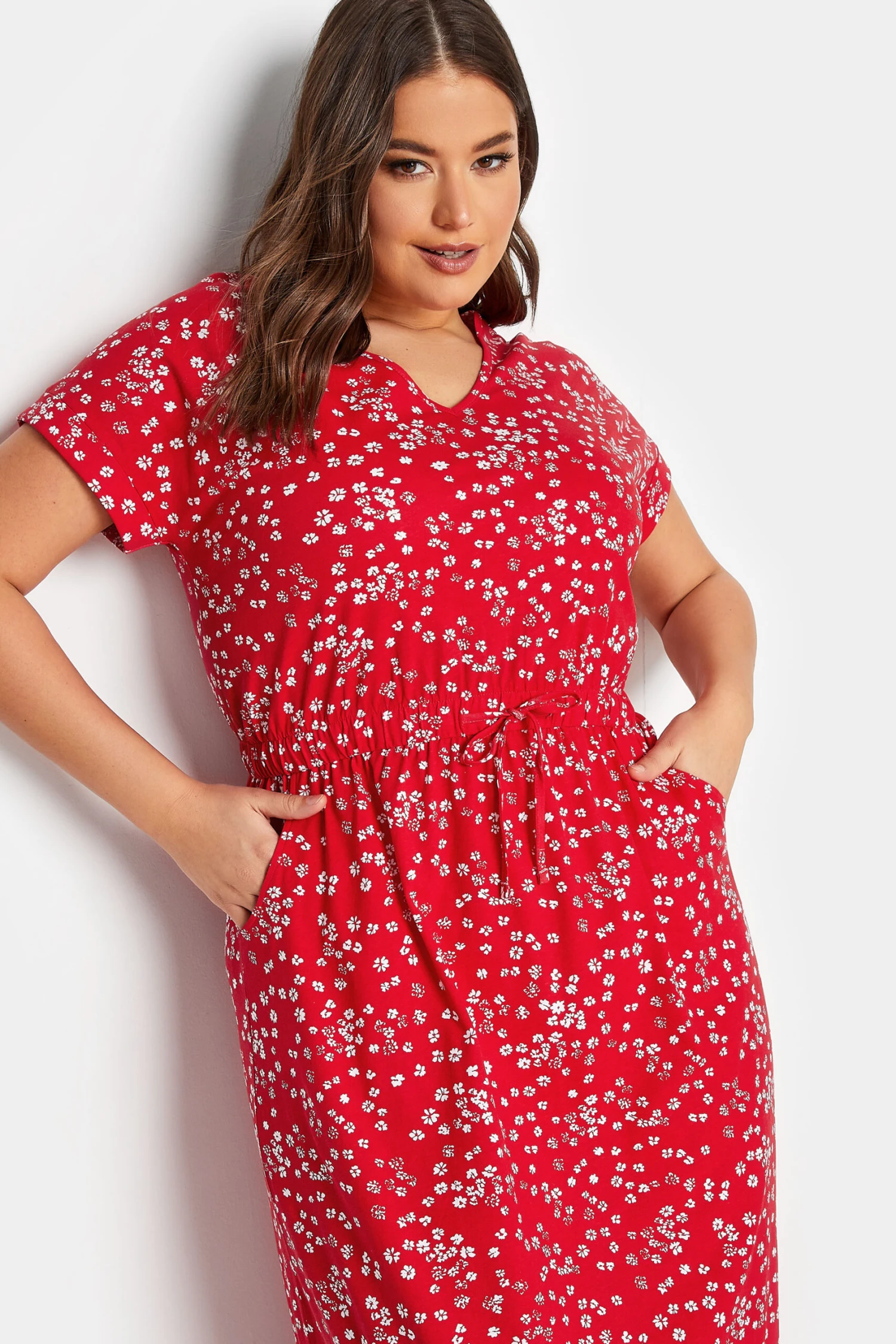 YOURS Curve Red Floral Print Maxi T-Shirt Dress 3 YOURS Curve Red Floral Print Maxi T-Shirt Dress - Image 3