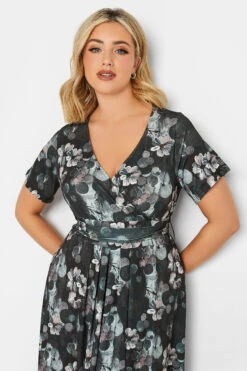 YOURS Curve Black V-Neck Floral Wrap Dress -JOICY Clothing Shop 21615ebe e244 42 302165 D
