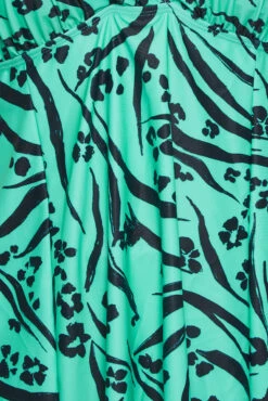 YOURS Curve Turquoise Green Animal Print Tummy Control Swim Dress 9 YOURS Curve Turquoise Green Animal Print Tummy Control Swim Dress -JOICY Clothing Shop 350933dd 0eae 4b 150301 Z