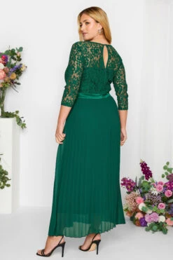 YOURS LONDON Curve Forest Green Lace Pleated Maxi Dress -JOICY Clothing Shop 36e0abf2 4617 48 161902 C