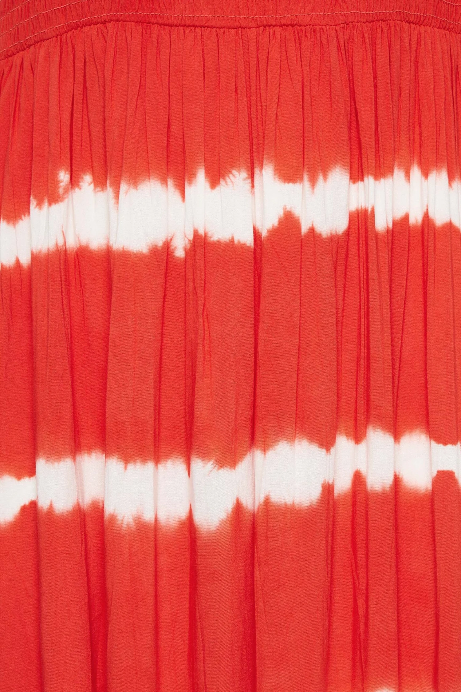 YOURS Curve Red Tie Dye Bardot Maxi Dress 4 YOURS Curve Red Tie Dye Bardot Maxi Dress - Image 4