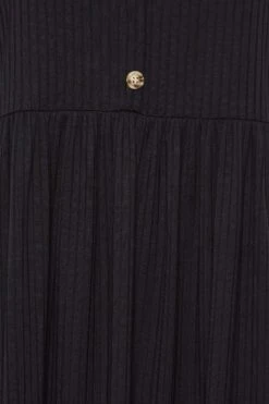 LIMITED COLLECTION Curve Black Ribbed Square Neck Midi Dress 9 LIMITED COLLECTION Curve Black Ribbed Square Neck Midi Dress -JOICY Clothing Shop 4f68b841 acfd 4f 215601 1