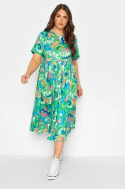 YOURS Curve Green Abstract Print Smock Dress -JOICY Clothing Shop 5191fcf3 1ee4 4f 137388 DR