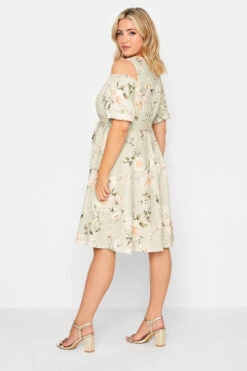 YOURS LONDON Curve Sage Green Floral Cold Shoulder Skater Dress 7 YOURS LONDON Curve Sage Green Floral Cold Shoulder Skater Dress -JOICY Clothing Shop 5a7752bf 1c14 42 162149 C