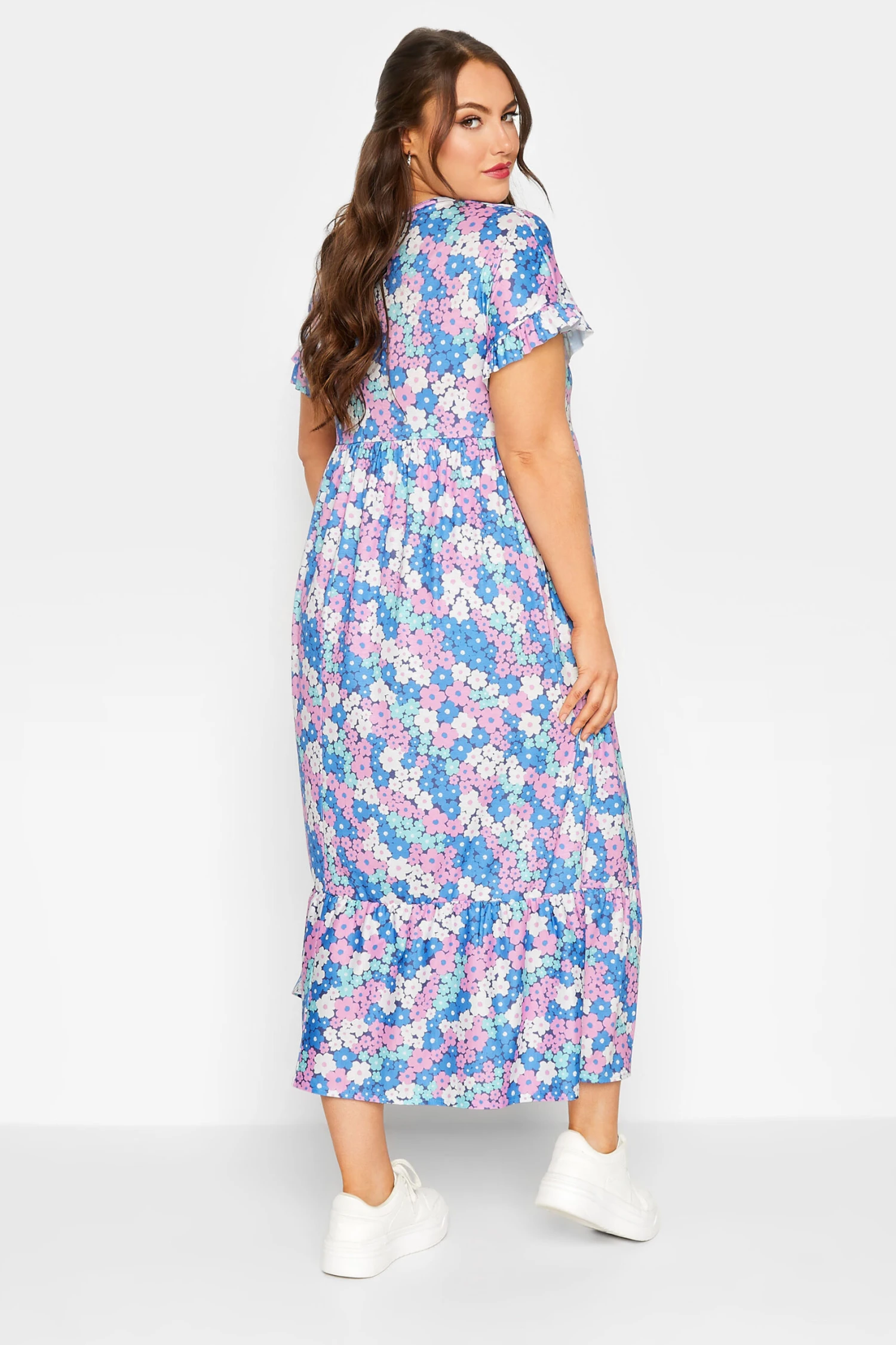 LIMITED COLLECTION Curve Blue Floral Print Frill Sleeve Maxi Dress 2 LIMITED COLLECTION Curve Blue Floral Print Frill Sleeve Maxi Dress - Image 2