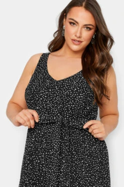 YOURS LONDON Curve Black Spot Print Pleated Maxi Dress 8 YOURS LONDON Curve Black Spot Print Pleated Maxi Dress -JOICY Clothing Shop 6d6eed0e 373a 44 162083 D