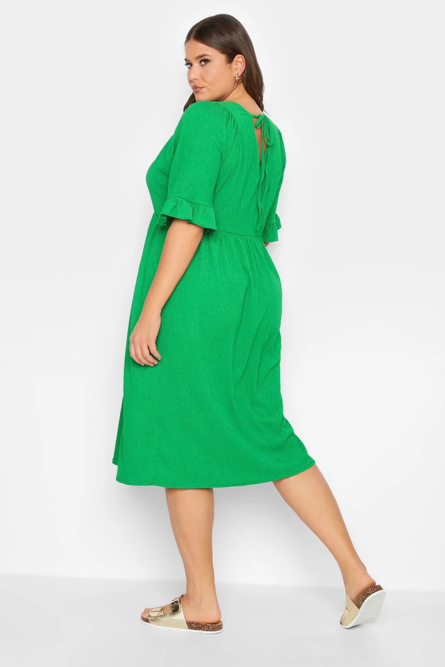 YOURS Curve Green Textured Smock Midi Dress 2 YOURS Curve Green Textured Smock Midi Dress - Image 2