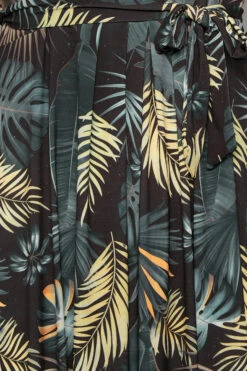 YOURS Curve Black Tropical Leaf Print Wrap Dress -JOICY Clothing Shop 748d5ed3 aa81 4e 301986 Z