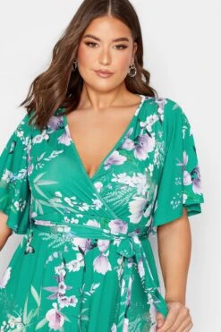YOURS LONDON Curve Green Floral Hanky Hem Dress -JOICY Clothing Shop 76afaec1 0a5f 42 162137 D
