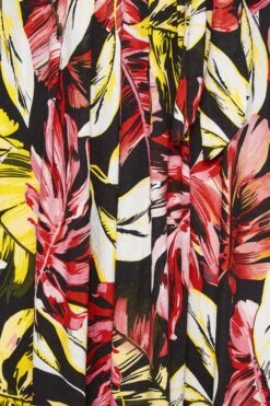 YOURS Curve Black Leaf Print Front Tie Maxi Dress 9 YOURS Curve Black Leaf Print Front Tie Maxi Dress -JOICY Clothing Shop 80c0f47d 5170 45 302062 Z