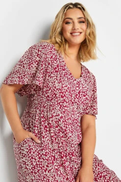 YOURS Curve Red Ditsy Print Tea Dress -JOICY Clothing Shop 89285a57 1b70 4f 137443 D
