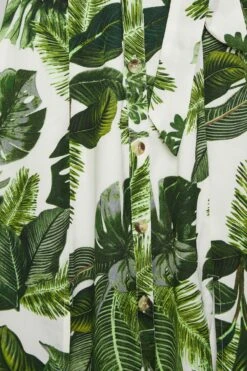 YOURS PETITE Curve Green Leaf Print Shirt Dress 9 YOURS PETITE Curve Green Leaf Print Shirt Dress -JOICY Clothing Shop 8f5eec3b 16ac 42 174476 Z