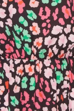 YOURS PETITE Curve Black Animal Print Halter Neck Dress -JOICY Clothing Shop 923297ae 5a69 47 174499 Z