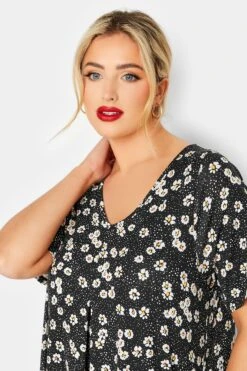 YOURS Curve Black Pleat Front Daisy Maxi Dress -JOICY Clothing Shop 92e5b964 337f 4f 137277 D