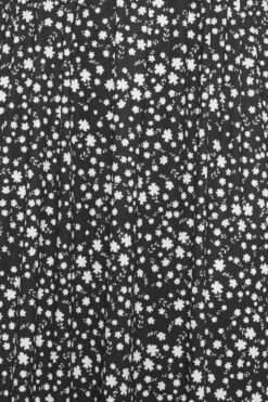 LIMITED COLLECTION Curve Black Floral Print Maxi Dress 9 LIMITED COLLECTION Curve Black Floral Print Maxi Dress -JOICY Clothing Shop 944516c8 0a7e 49 215793 Z