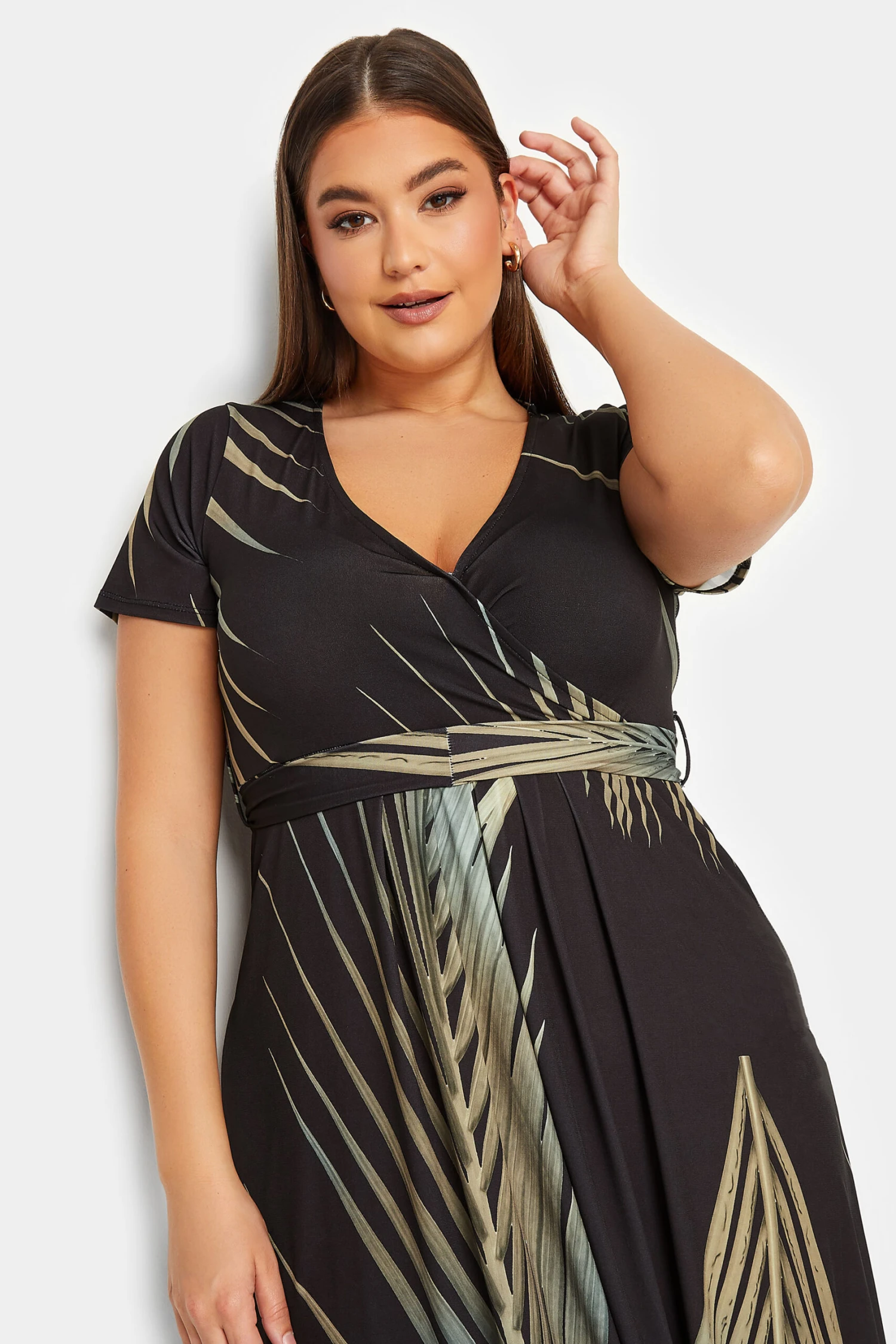 YOURS Curve Leaf Print Wrap Dress 3 YOURS Curve Leaf Print Wrap Dress - Image 3