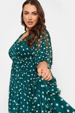 YOURS LONDON Curve Green Polka Dot Ruffle Maxi Dress -JOICY Clothing Shop a7d86e19 bd4b 40 162209 D