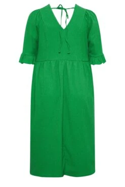 YOURS Curve Green Textured Smock Midi Dress 13 YOURS Curve Green Textured Smock Midi Dress -JOICY Clothing Shop ab16e565 2fd6 48 137507 Y