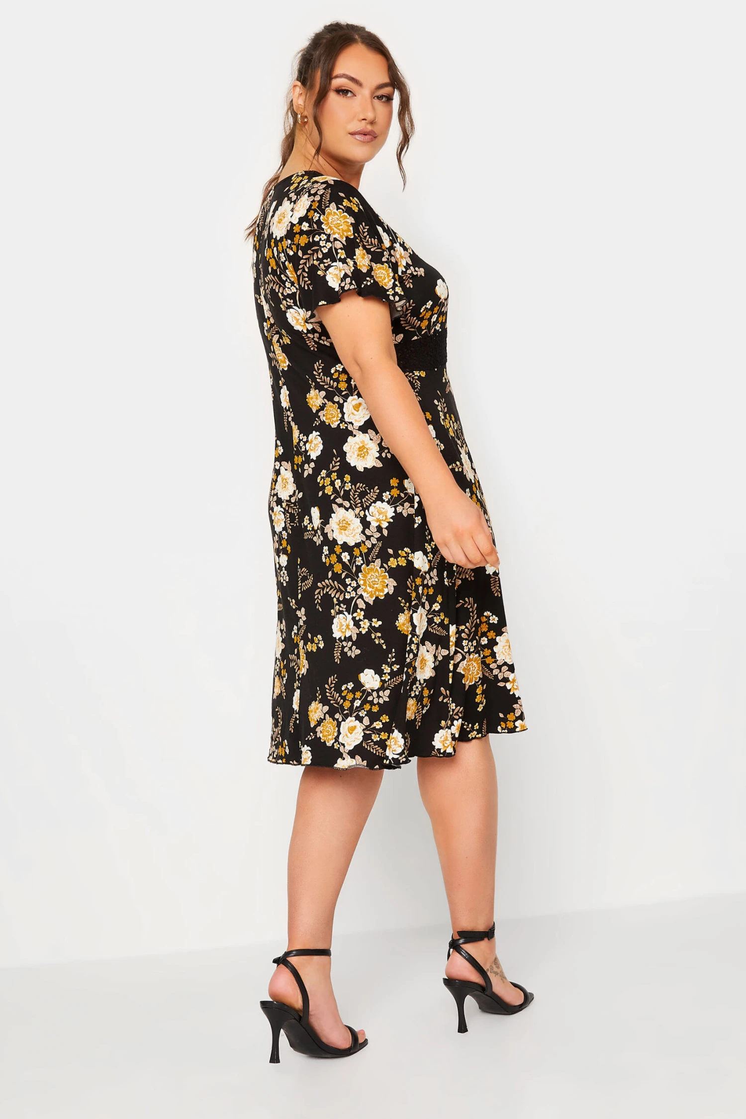 YOURS Curve Black Floral Print Lace Detail Dress 2 YOURS Curve Black Floral Print Lace Detail Dress - Image 2