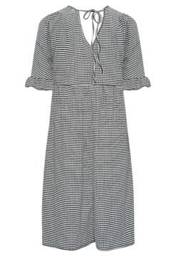 YOURS Curve Black Gingham Textured Smock Midi Dress 13 YOURS Curve Black Gingham Textured Smock Midi Dress -JOICY Clothing Shop c456a9ce a401 43 137516 Y