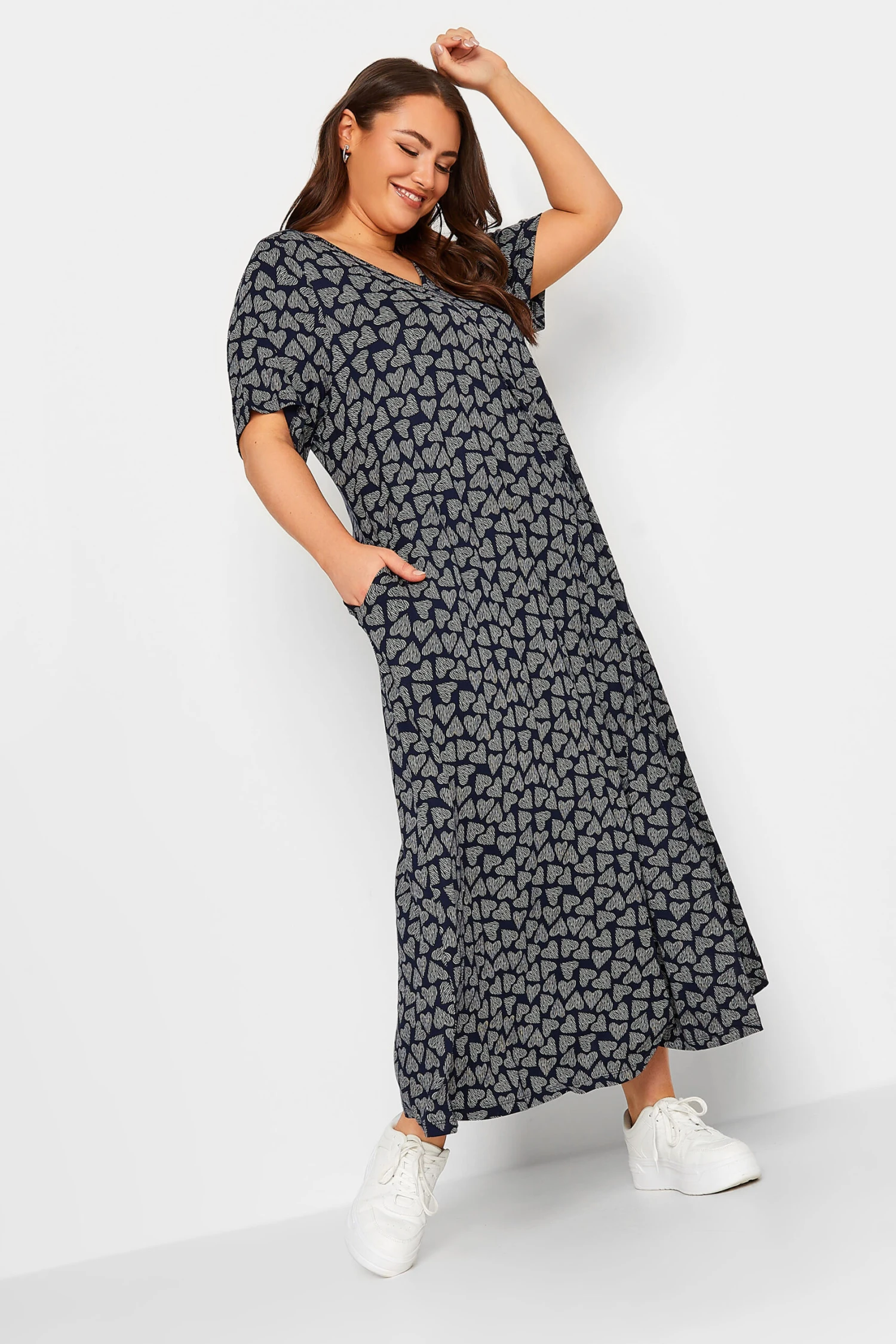 YOURS Curve Navy Blue Heart Print Maxi Dress 1 YOURS Curve Navy Blue Heart Print Maxi Dress