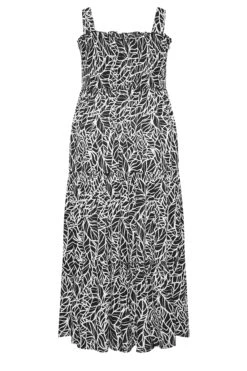 YOURS Curve Black Leaf Print Shirred Maxi Dress -JOICY Clothing Shop c76e6341 ce90 45 137426 Y