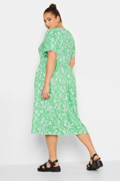 YOURS Curve Bright Green Ditsy Floral Smock Dress -JOICY Clothing Shop c82f764b de76 49 302232 C