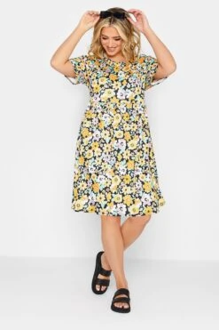YOURS PETITE Curve Yellow Floral Print Smock Dress -JOICY Clothing Shop c84c0d94 dff9 45 174426 C