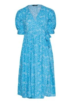 LIMITED COLLECTION Curve Blue Ditsy Wrap Dress 8 LIMITED COLLECTION Curve Blue Ditsy Wrap Dress -JOICY Clothing Shop d352581f 0149 41 214398 Z