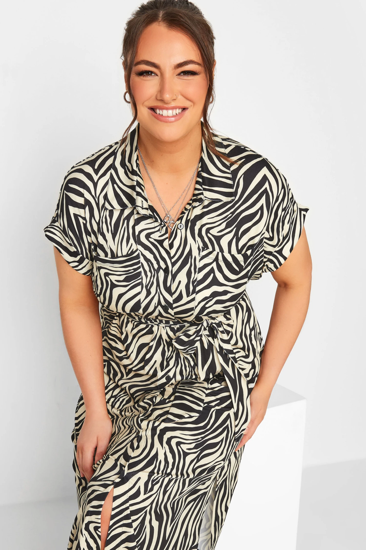 YOURS Curve Black & White Zebra Print Spilt Hem Midaxi Shirt Dress 3 YOURS Curve Black & White Zebra Print Spilt Hem Midaxi Shirt Dress - Image 3