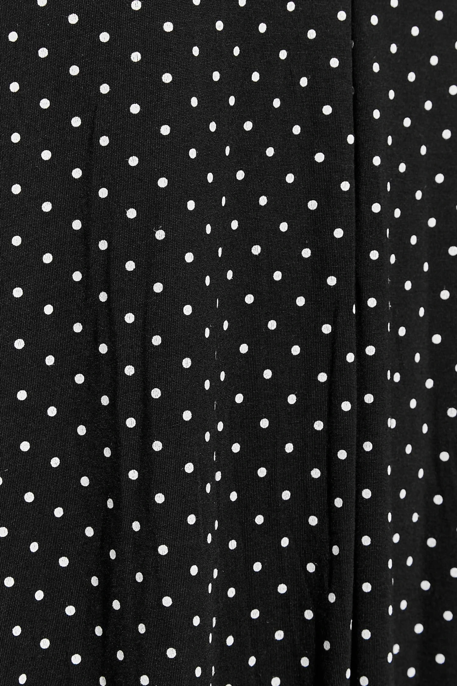 LIMITED COLLECTION Curve Black Polka Dot Pleat Front Dress 4 LIMITED COLLECTION Curve Black Polka Dot Pleat Front Dress - Image 4