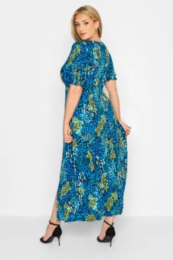 YOURS LONDON Curve Blue Animal Print Keyhole Maxi Dress 7 YOURS LONDON Curve Blue Animal Print Keyhole Maxi Dress -JOICY Clothing Shop d64db5b3 7fa2 49 161591 C