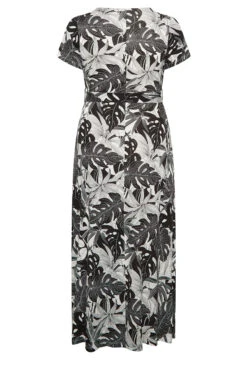 YOURS Curve Black & White Floral Leaf Print Front Tie Maxi Dress 11 YOURS Curve Black & White Floral Leaf Print Front Tie Maxi Dress -JOICY Clothing Shop d93c0348 d7cc 4d 301698 Y