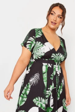 YOURS Curve Black Leaf Print Wrap Front Midaxi Dress 8 YOURS Curve Black Leaf Print Wrap Front Midaxi Dress -JOICY Clothing Shop dd088383 4bf0 42 302151 D