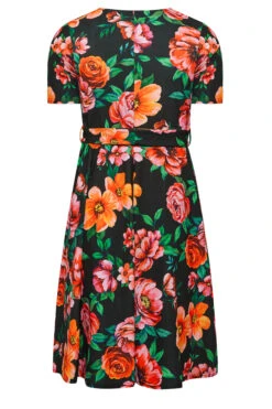 YOURS LONDON Curve Black & Red Floral Skater Dress 11 YOURS LONDON Curve Black & Red Floral Skater Dress -JOICY Clothing Shop e160ce3a 9dc2 41 162033 Y