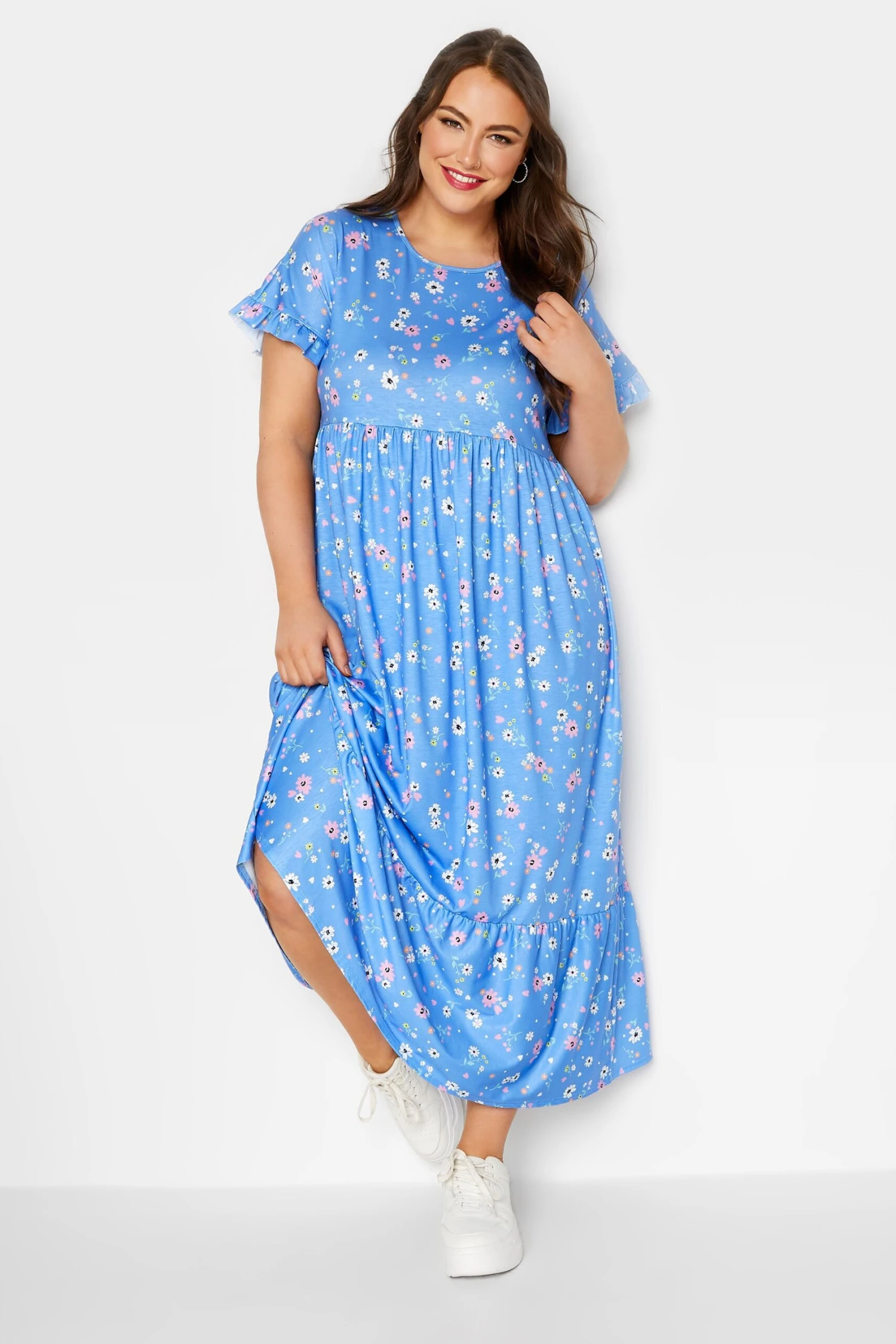 LIMITED COLLECTION Curve Blue Ditsy Print Frill Sleeve Maxi Dress 1 LIMITED COLLECTION Curve Blue Ditsy Print Frill Sleeve Maxi Dress