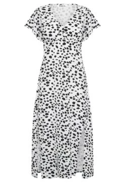 YOURS PETITE Curve White Dalmatian Print Midi Tea Dress -JOICY Clothing Shop f0587342 b6ac 48 174504 X