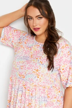 LIMITED COLLECTION Curve White Animal Print Midaxi Smock Dress -JOICY Clothing Shop f136c804 2b71 42 215706 D