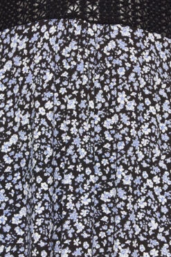 YOURS Curve Black Ditsy Print Lace Detail Dress -JOICY Clothing Shop f9ccbe53 7b1a 41 302049 Z