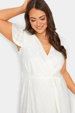 YOURS Curve White Broderie Anglaise Maxi Dress -JOICY Clothing Shop fb54459a c318 42 137538 D